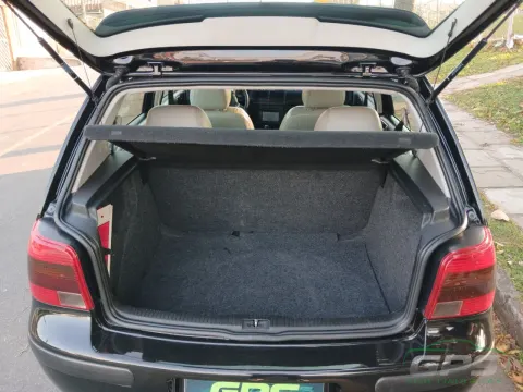 Volkswagen Golf 1.6 Mi — foto 8
