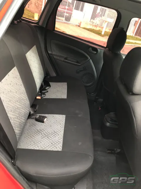 Ford Fiesta 1.0 — foto 2