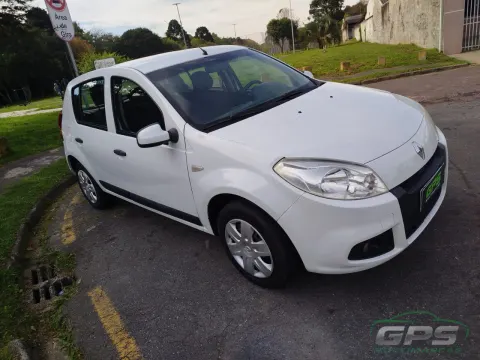 Renault Sandero 1.6 — foto 1