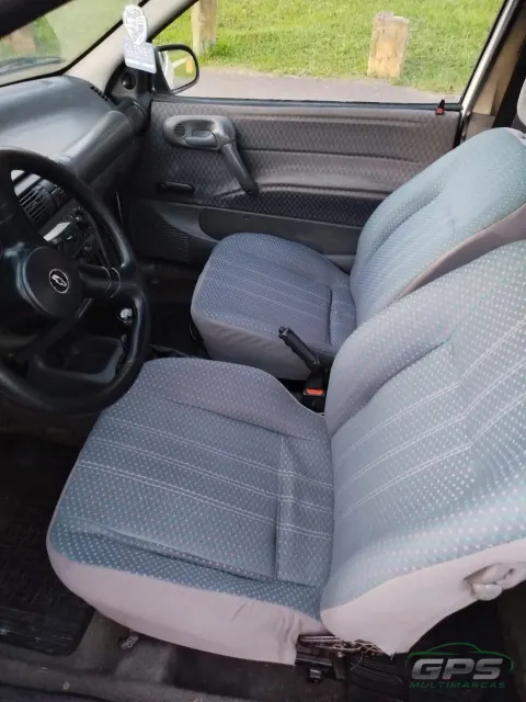 Chevrolet Corsa 1.0 — foto 11