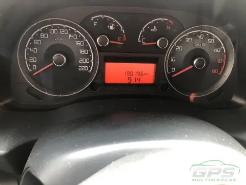 Fiat Doblo 1.8 — foto 3